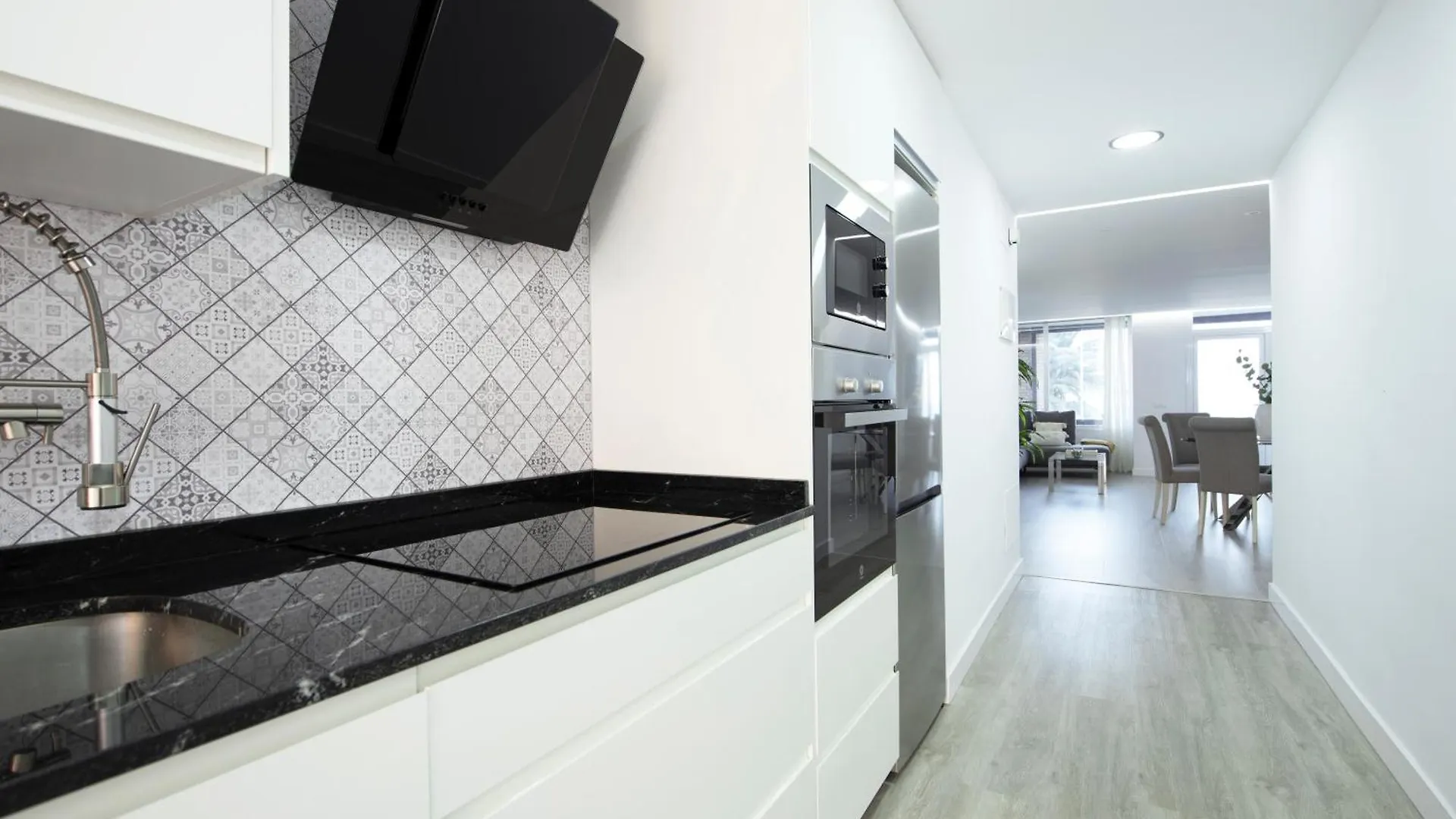 Apartamento Frente a la playa Malagueta-Ciudad Melilla, 6 personas Málaga 0*,