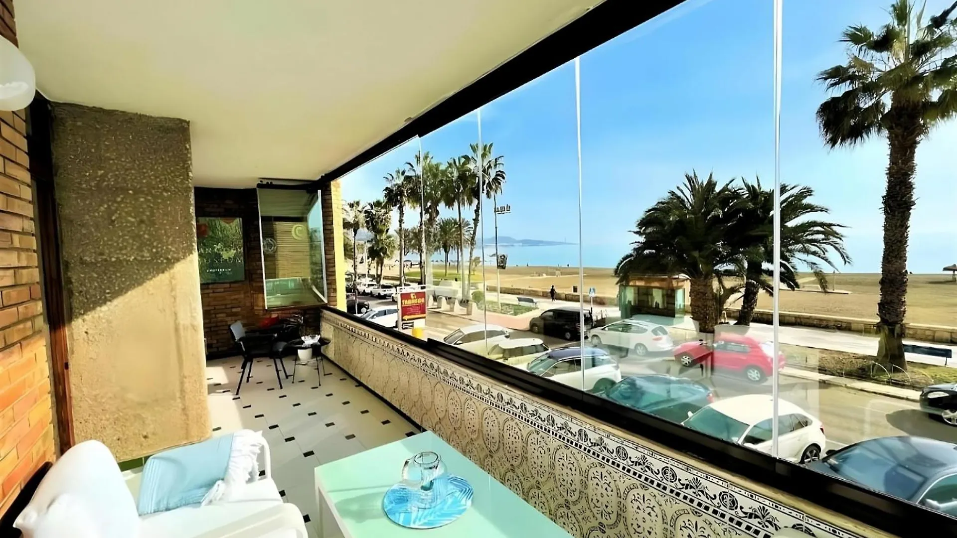 Vistas Al Mar - Frente A La Playa Malagueta 6 Personas Apartment Malaga
